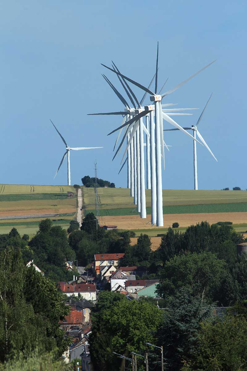 Saccage éolien à Bettencourt Saint Ouen dans la nièvre et somme